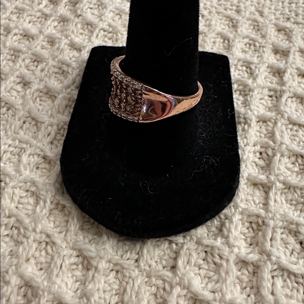 Plated 925 Sterling Ring with Cubic Zirconium - Picture 4 of 7